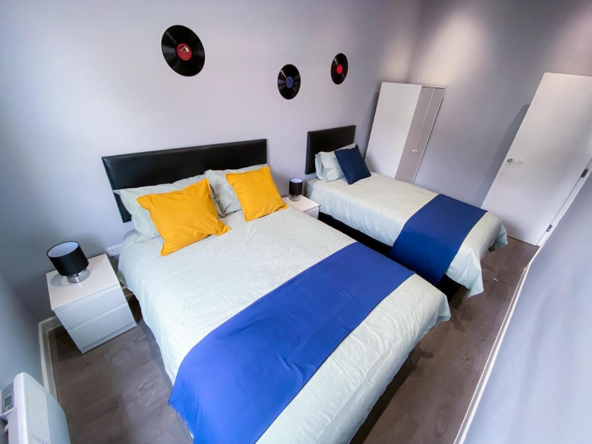 Stylish 1 Bedroom Flat In Wood Green Лондон Экстерьер фото